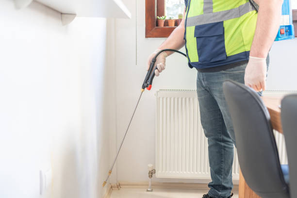 Best Residential Pest Control  in Algonac, MI